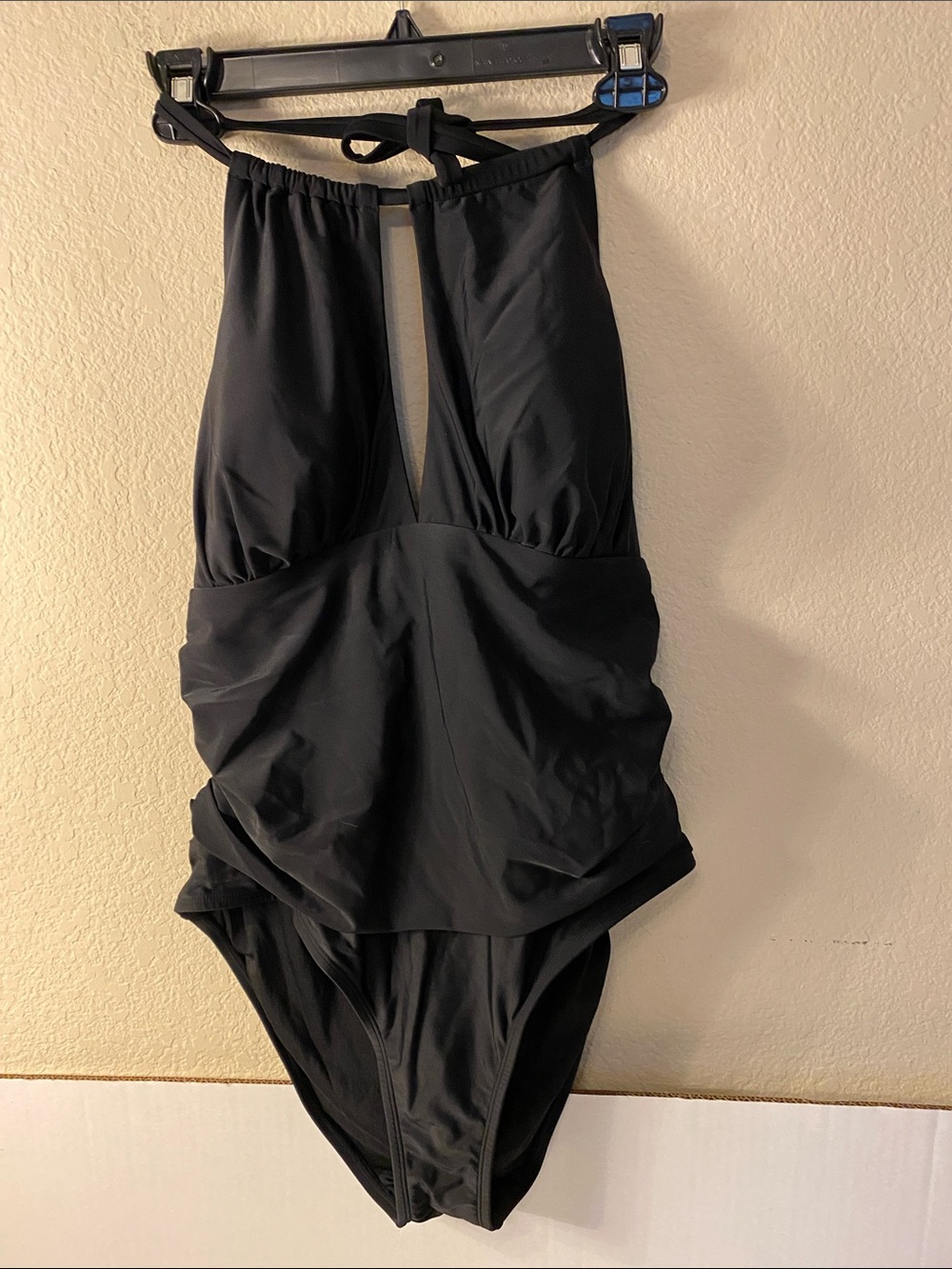 Cupshe Black One-Piece Swimsuit with Plunge Neck